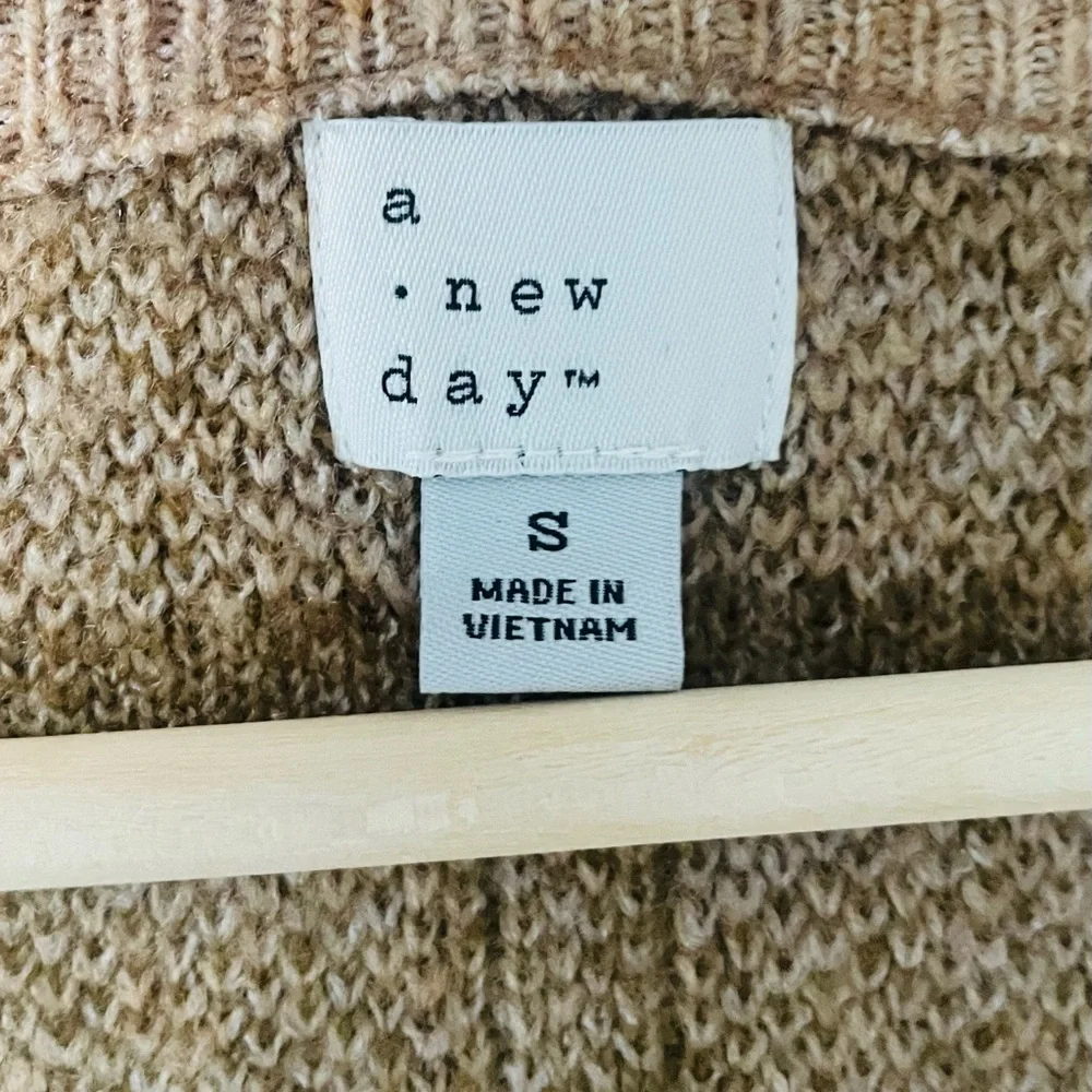 a new day Beige Cardigan Oversized - Picture 4 of 6